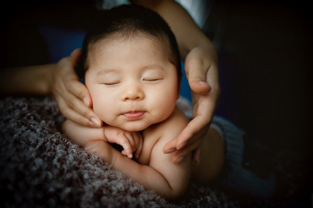 Reiki a gentle hands on healing